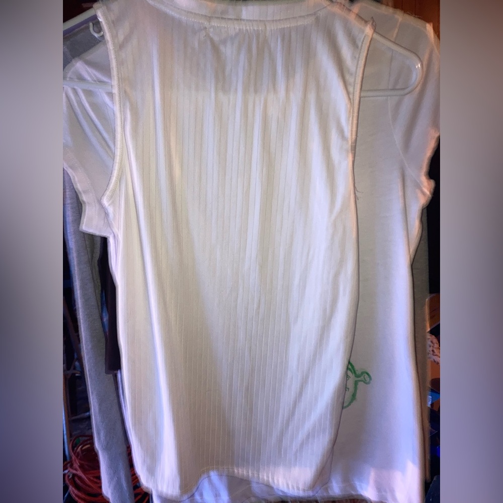 Woman shirt